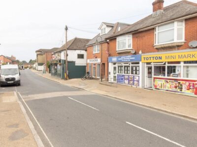 Rumbridge Street,Totton,Southampton