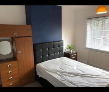 Burgess Road, Southampton, SO16 7AH